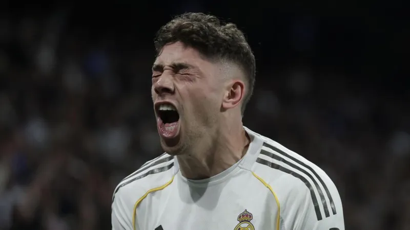 Confirmado: El PSG contactó con Fede Valverde