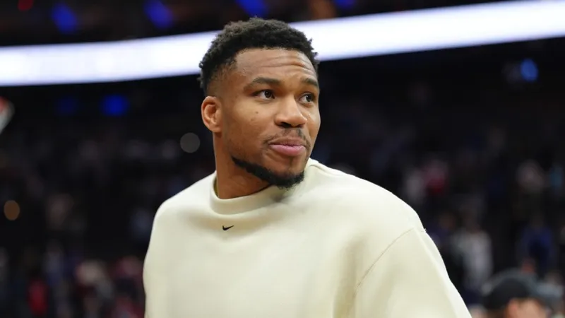Se reabre el culebrón con Giannis Antetokounmpo