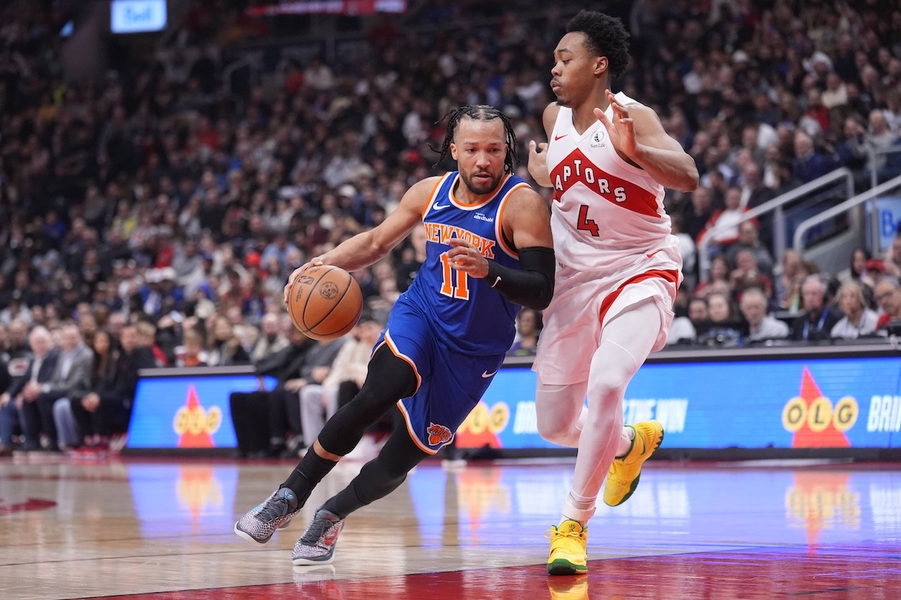 Los Knicks dominan a los Raptors