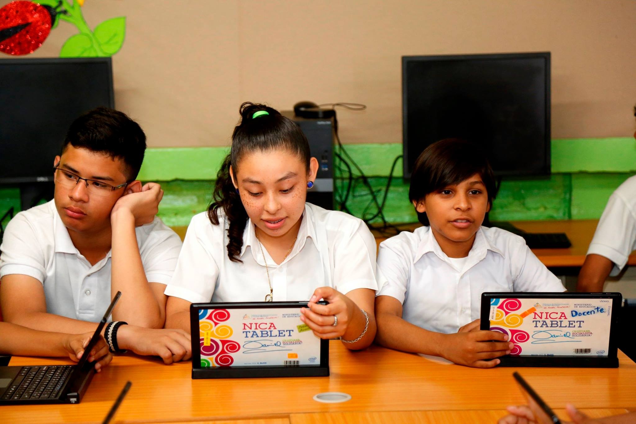 Habilitan más aulas tecnológicas en escuelas públicas de Nicaragua