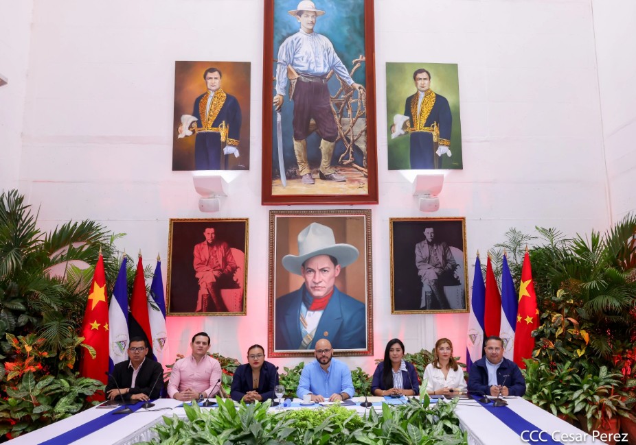 Periodistas de China comparten estrategias digitales con comunicadores nicaragüenses