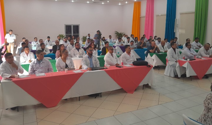 Ortopedistas se actualizan en simposio nacional sobre cirugía articular y artroscopía