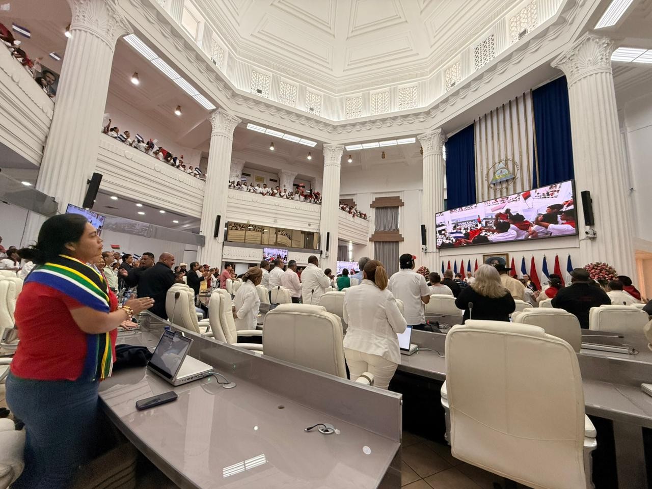 Brian Wilson, luchador por la paz de Nicaragua fue el protagonista en sesión por el Día del Héroe Internacionalista