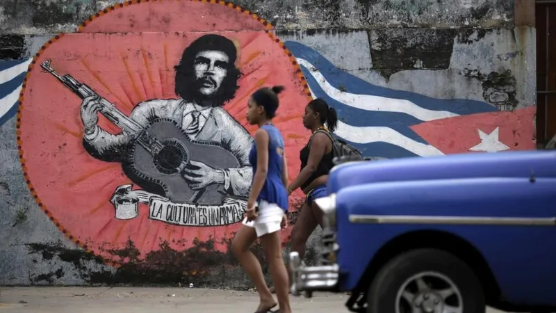 “Cuba está pidiendo ayuda y vamos a hablar”, dice Trump
