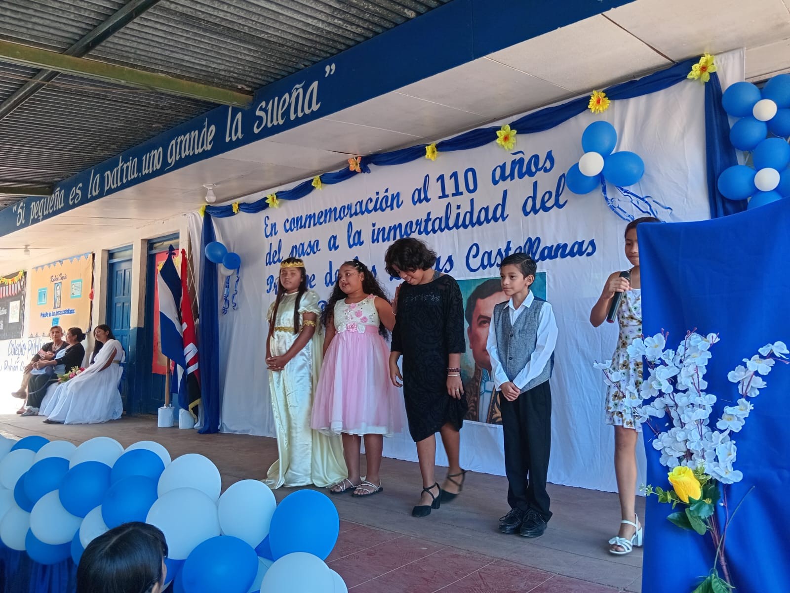 Estudiantes rinden homenaje al poeta de todos los tiempos Rubén Darío