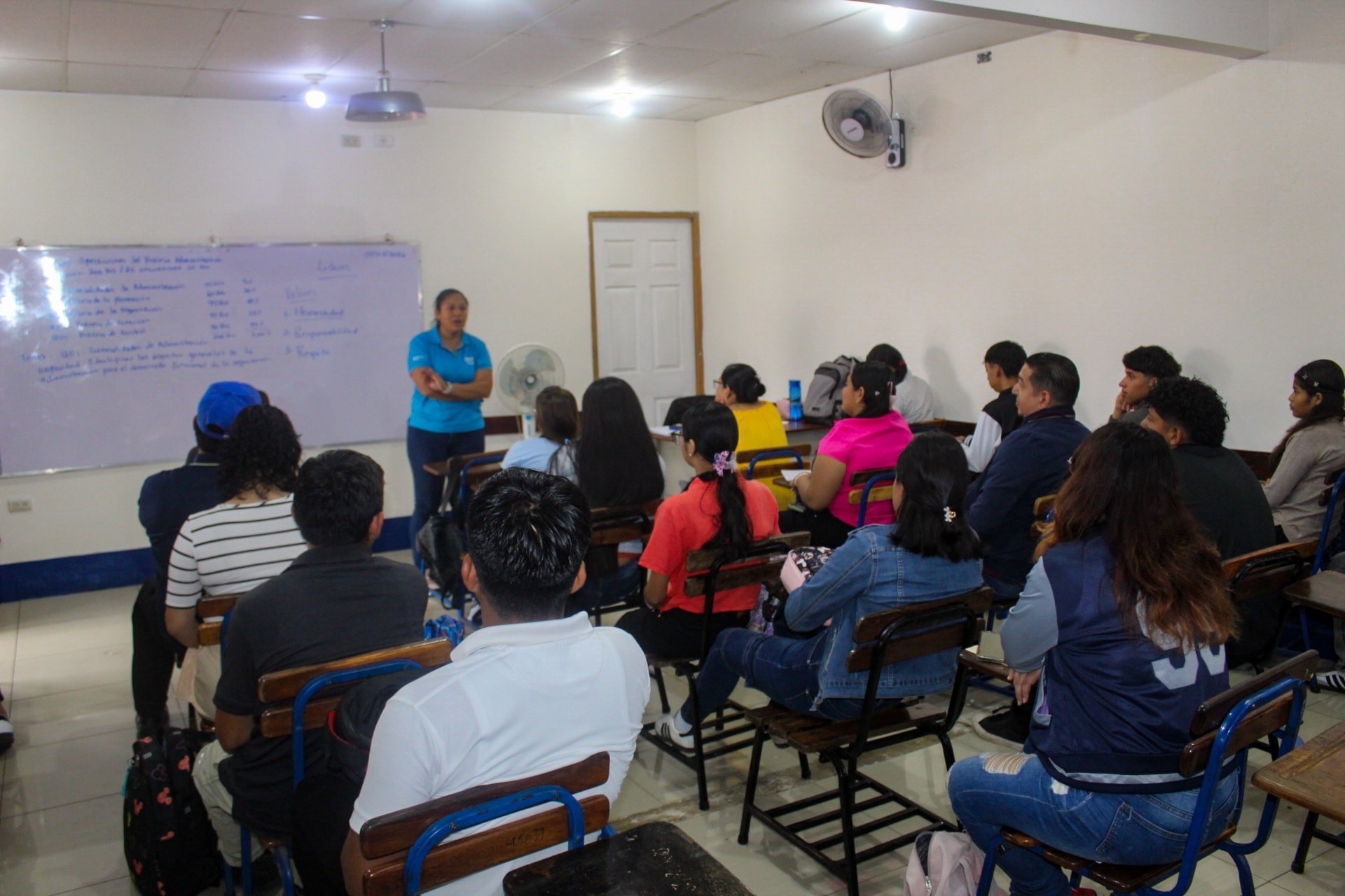 Este fin de semana más de 25 mil estudiantes técnicos iniciaron sus clases