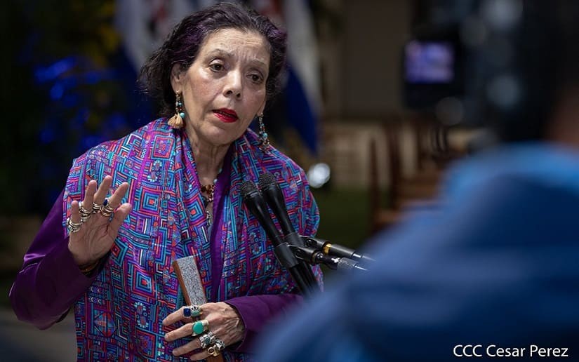 Copresidenta de Nicaragua informa a las familias sobre diversos temas de interés