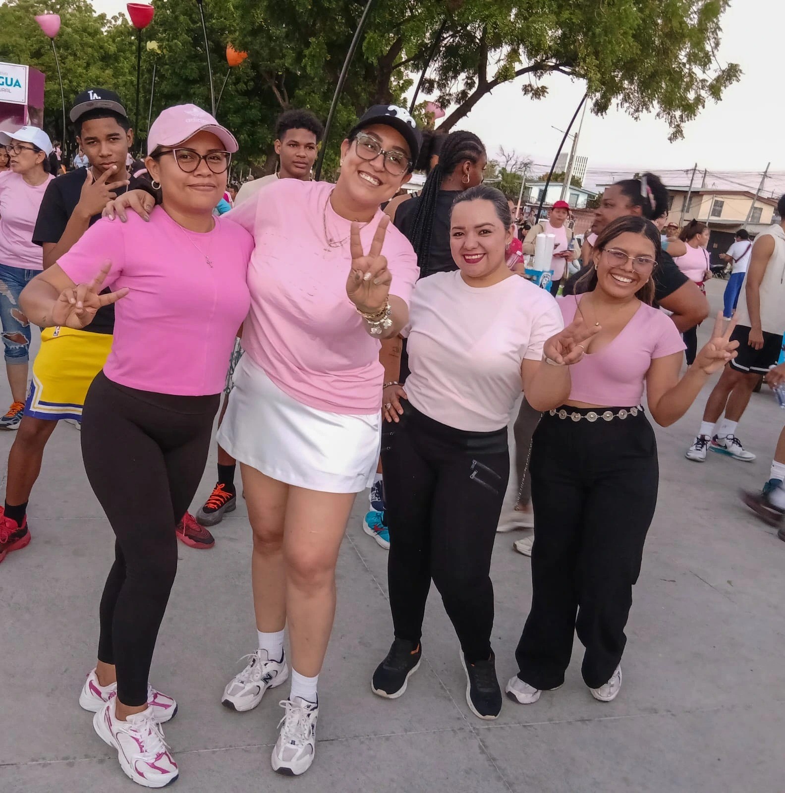 Zumbatón “Mujer, Voz, Vida y Dignidad”