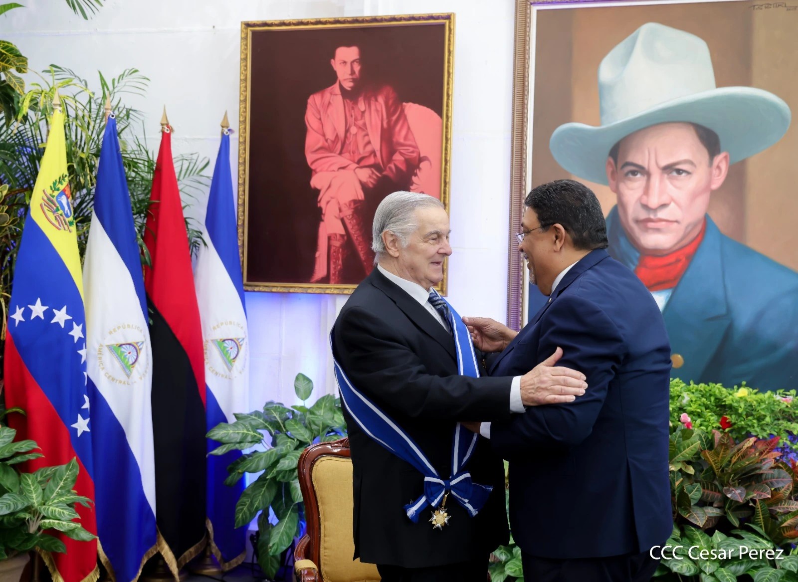 Otorgan Orden “José de Marcoleta” al Embajador de Venezuela en Nicaragua