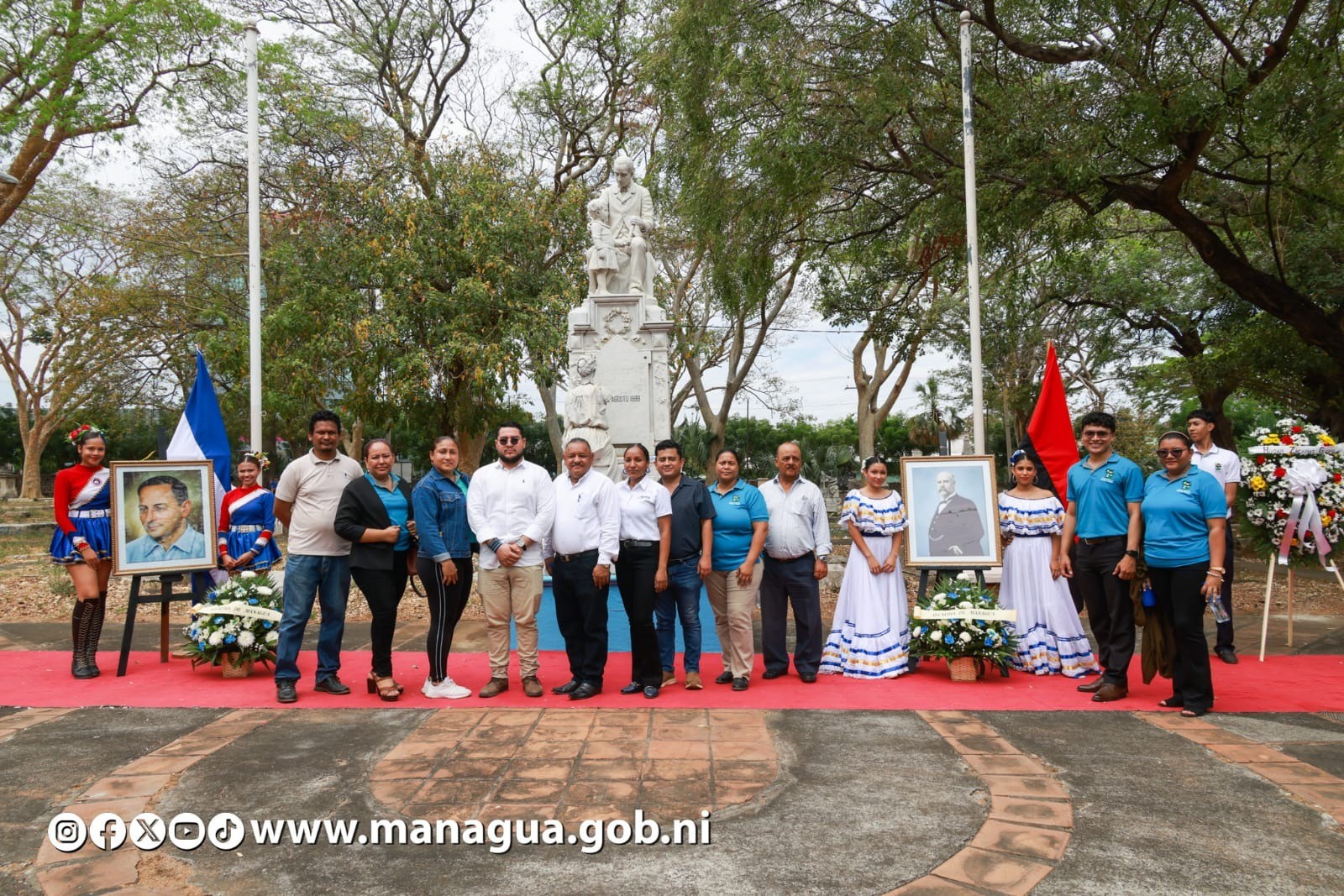 Honran a dos figuras fundamentales en la historia de la educación nicaragüense