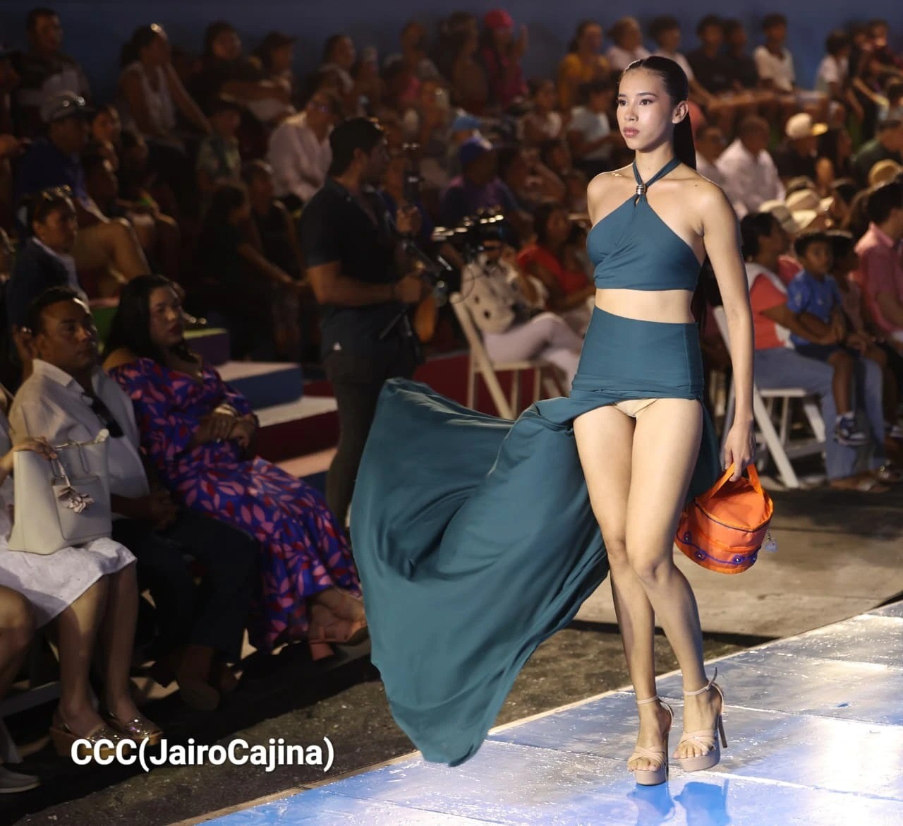 Realizan la Quinta Edición de la Pasarela Verano 2026 en León