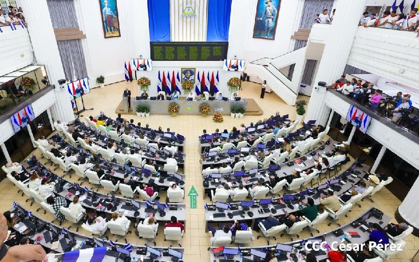 Asamblea Nacional en sesión especial para honrar a los héroes internacionalistas