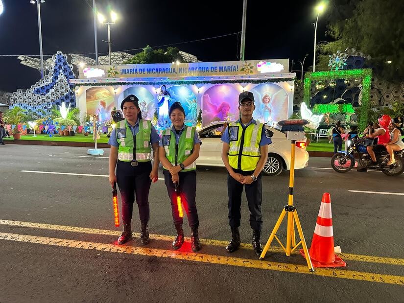 Policía garantiza seguridad en recorrido de altares marianos en Managua