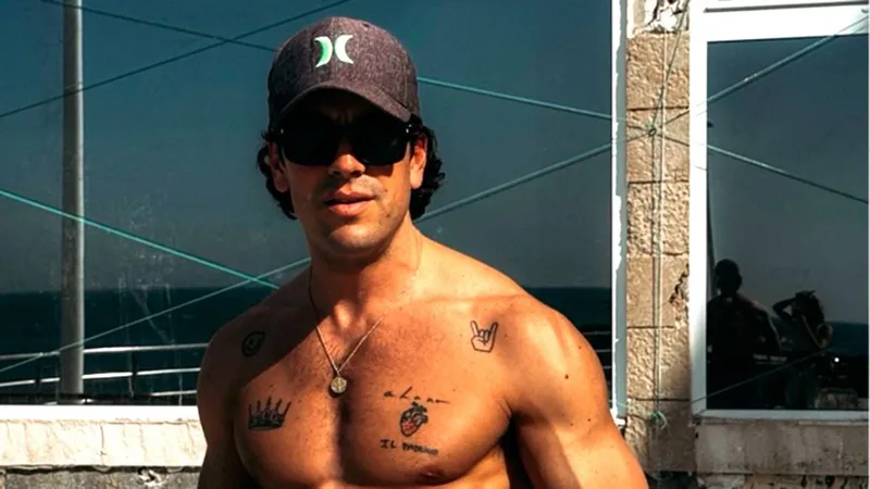 Mario Casas abraza la llegada de los 40 años: "Es muy buena edad. Físicamente también me veo mejor ahora"