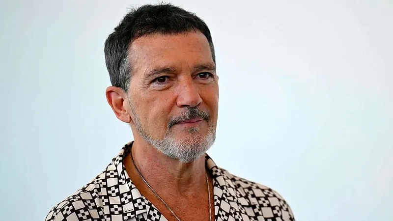 Antonio Banderas alterna su dúplex de 500 m² en Málaga con un pisazo en Madrid: un lujoso ático en la Milla de Oro