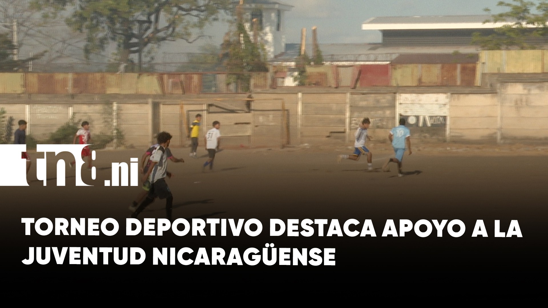 Jóvenes compiten por los primeros lugares en la liga “La Final del Barrio» en...