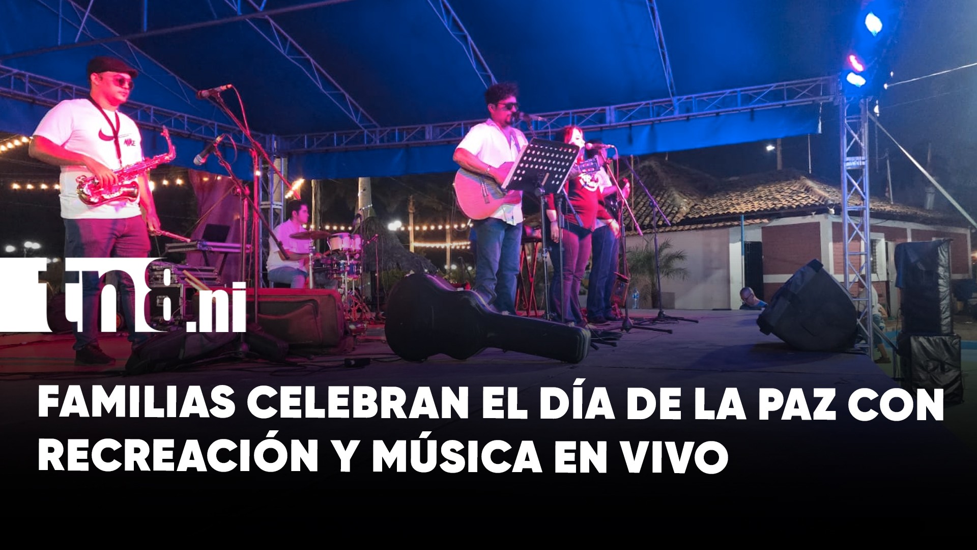 Familias capitalinas celebran la paz en el Puerto Salvador Allende