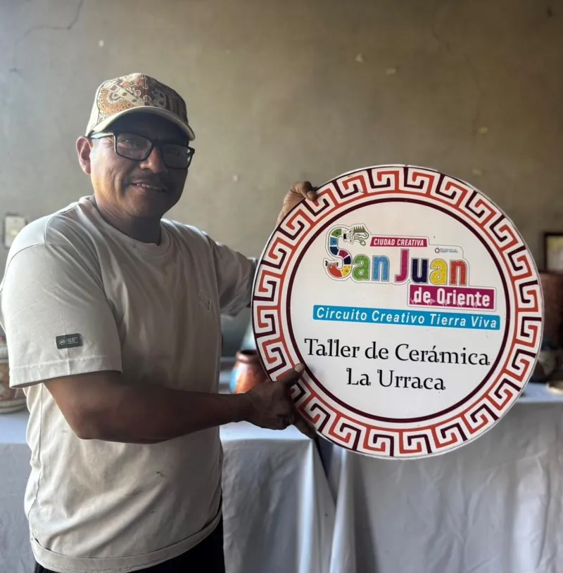 Artesano de San Juan de Oriente preserva el legado del arte precolombino en Nicaragua